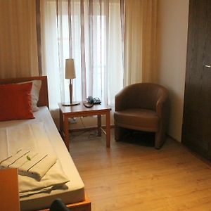 Standard Room with 1 Single Bed